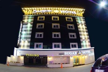 Sugar Hotel 3*