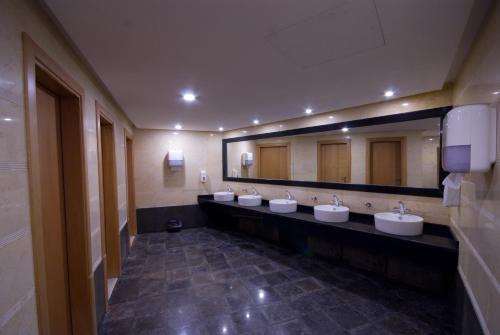 EMAAR GRAND 3*
