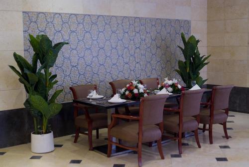 EMAAR GRAND 3*
