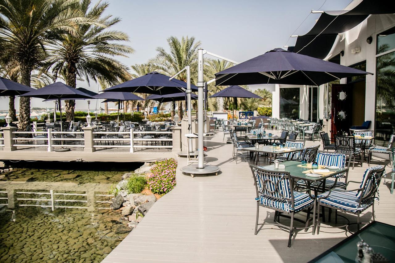 Туры в Radisson Blu Hotel & Resort Abu Dhabi Corniche