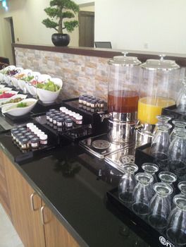 Ramada Encore by Wyndham Kuwait Downtown 4*