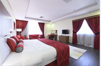 Ramada Encore by Wyndham Kuwait Downtown 4*