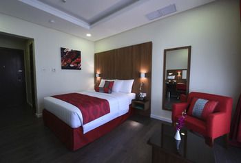 Ramada Encore by Wyndham Kuwait Downtown 4*