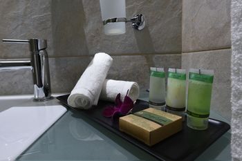 Ramada Encore by Wyndham Kuwait Downtown 4*