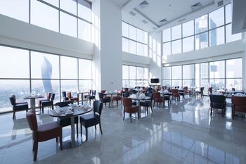 Ramada Encore by Wyndham Kuwait Downtown 4*