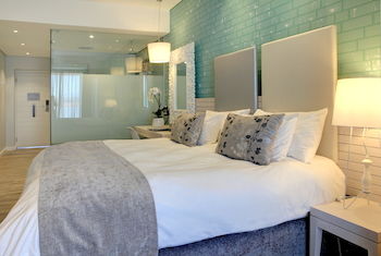 Protea Hotel by Marriott Mossel Bay 4*