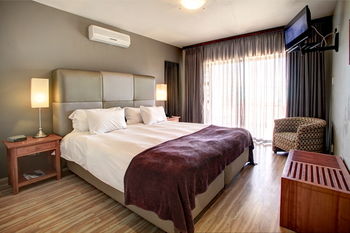 Protea Hotel by Marriott Mossel Bay 4*