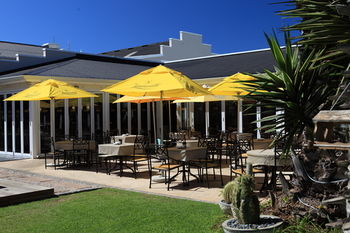 Protea Hotel by Marriott Mossel Bay 4*