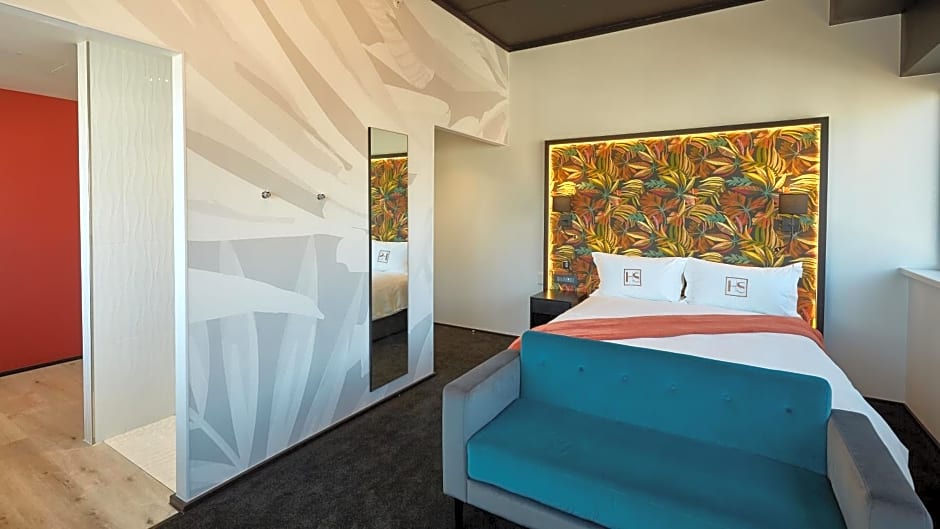Hotel Sky Cape Town 3*