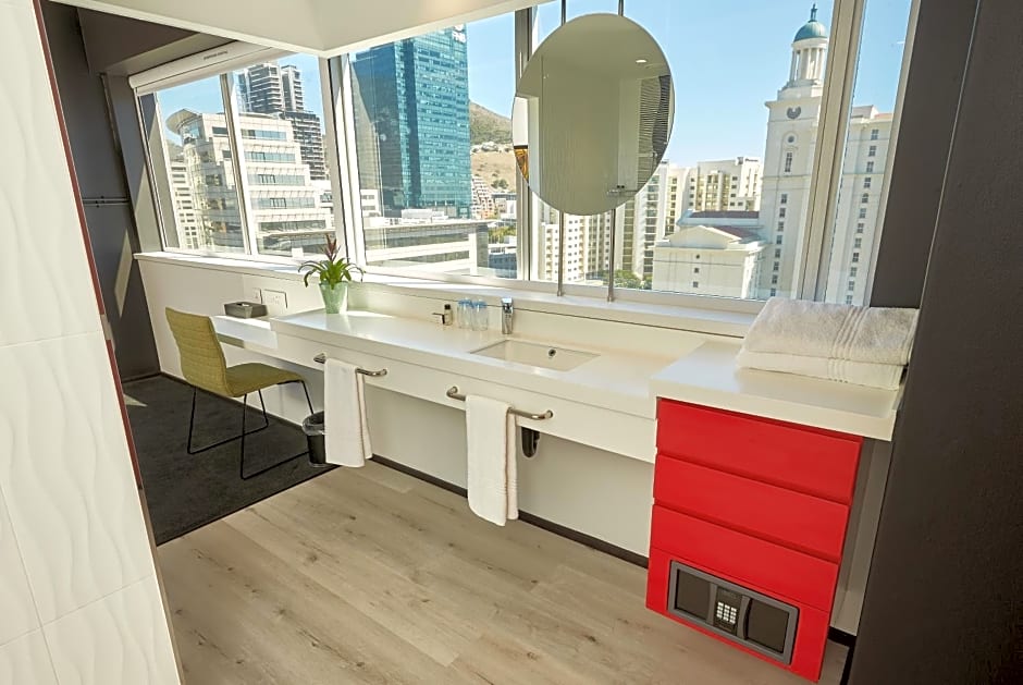 Hotel Sky Cape Town 3*