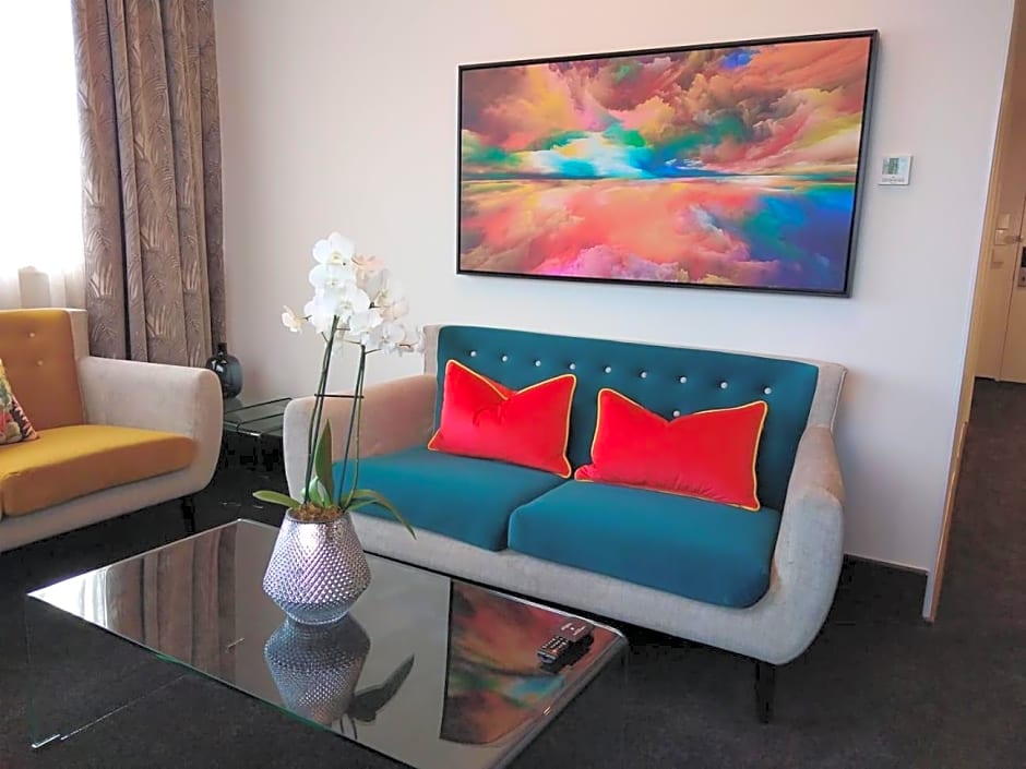 Hotel Sky Cape Town 3*