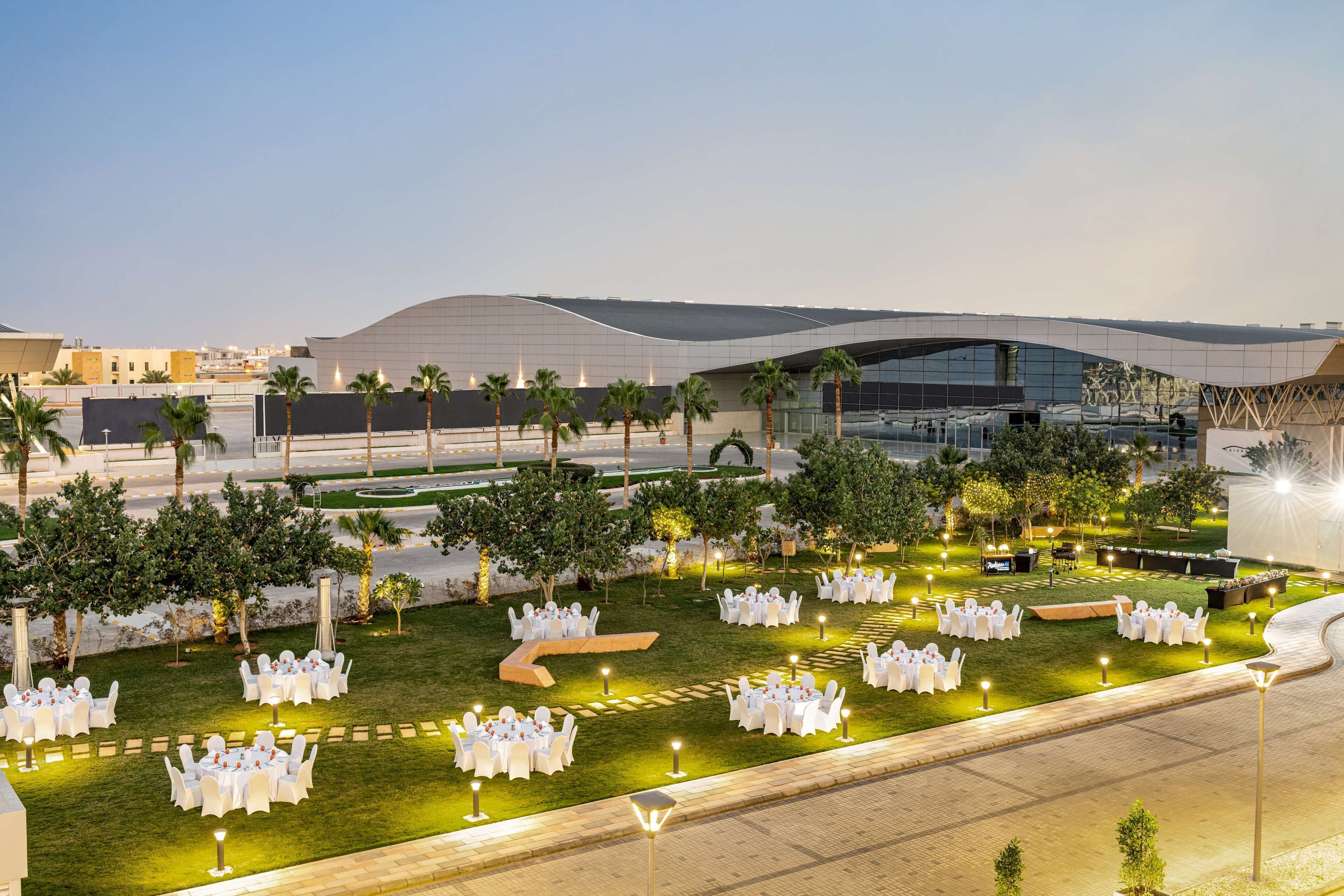 Radisson Blu Hotel Riyadh Convention And Exhibition Center 5*