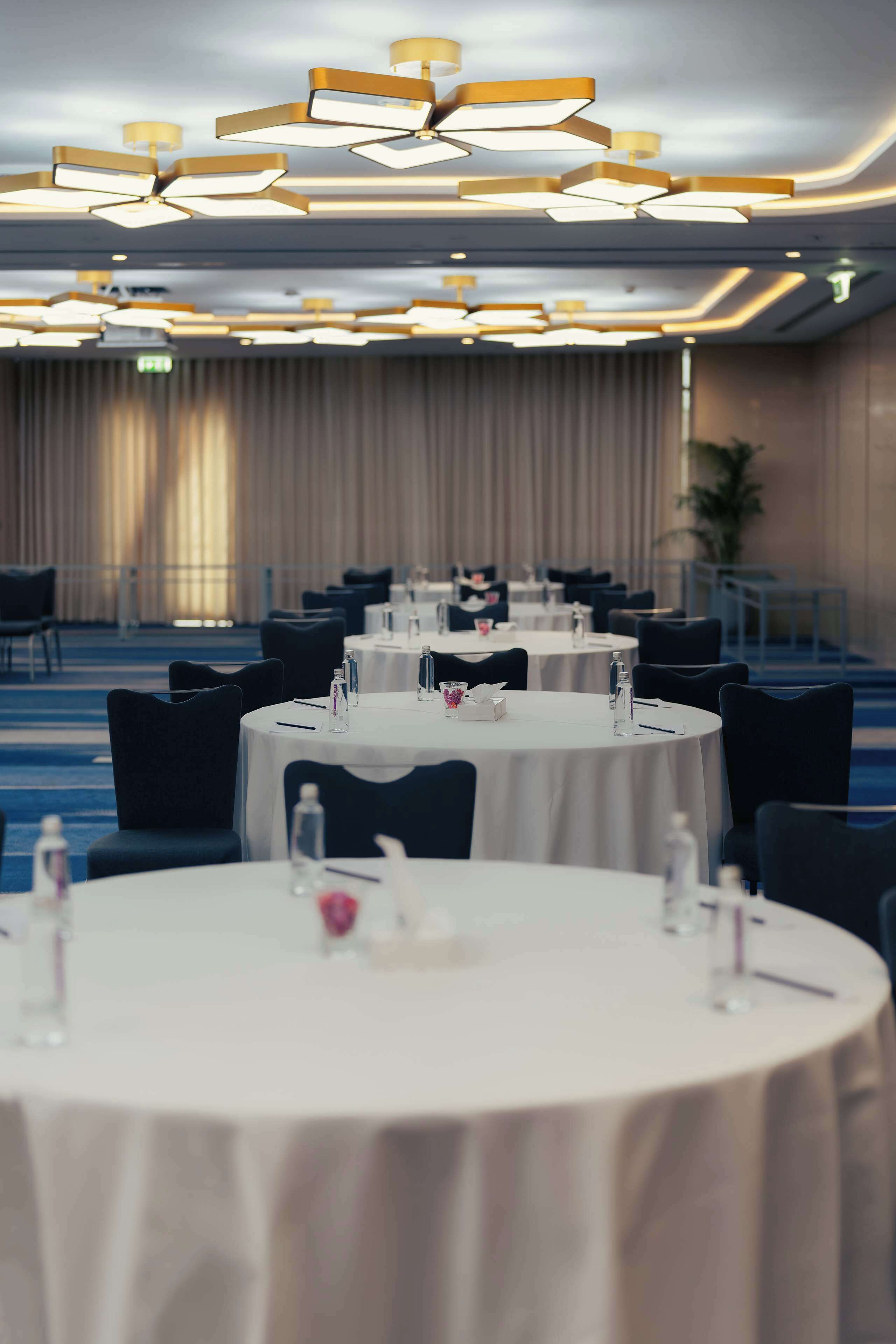 Radisson Blu Hotel Riyadh Convention And Exhibition Center 5*