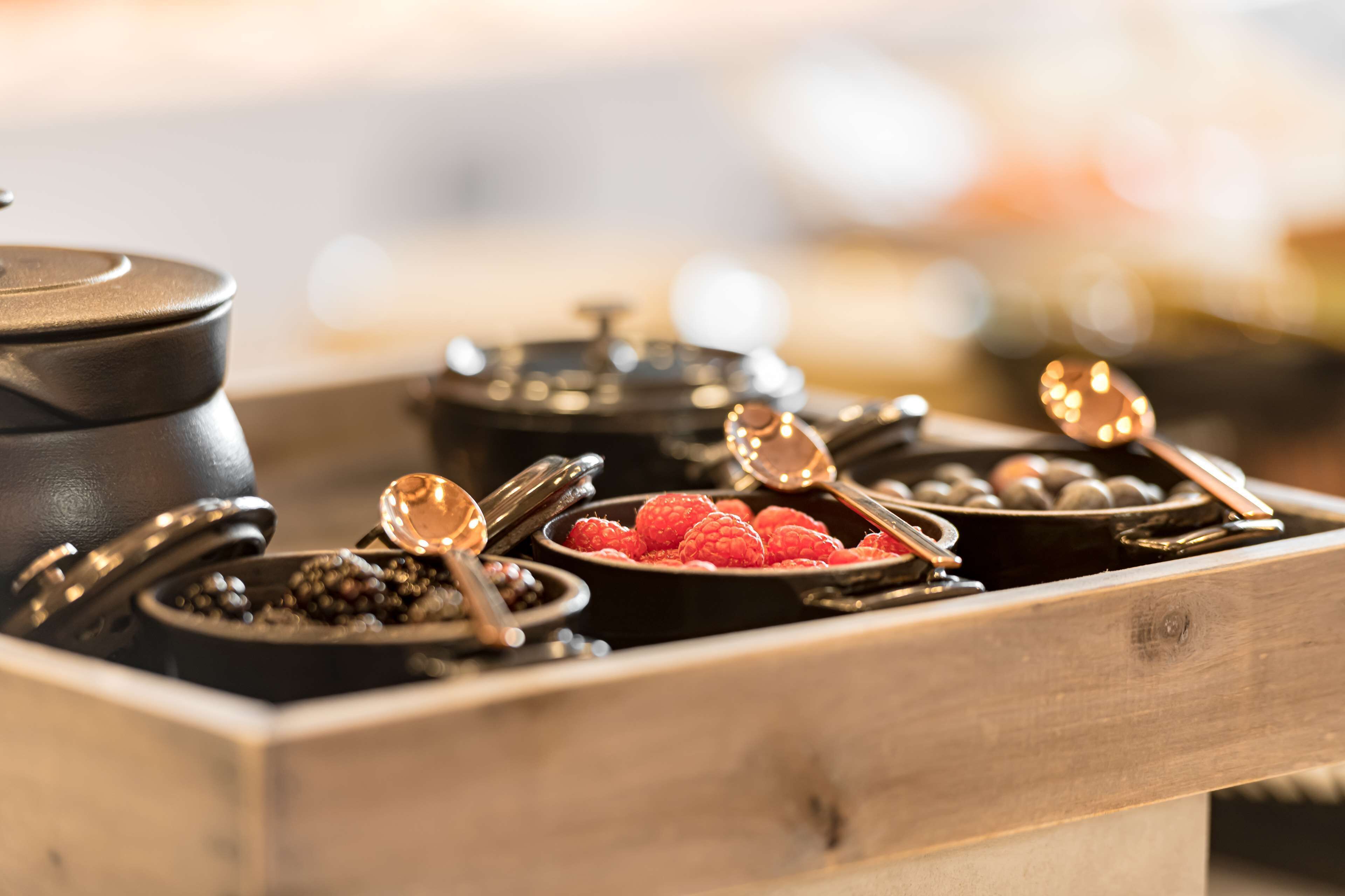 Radisson Blu Hotel Riyadh Convention And Exhibition Center 5*