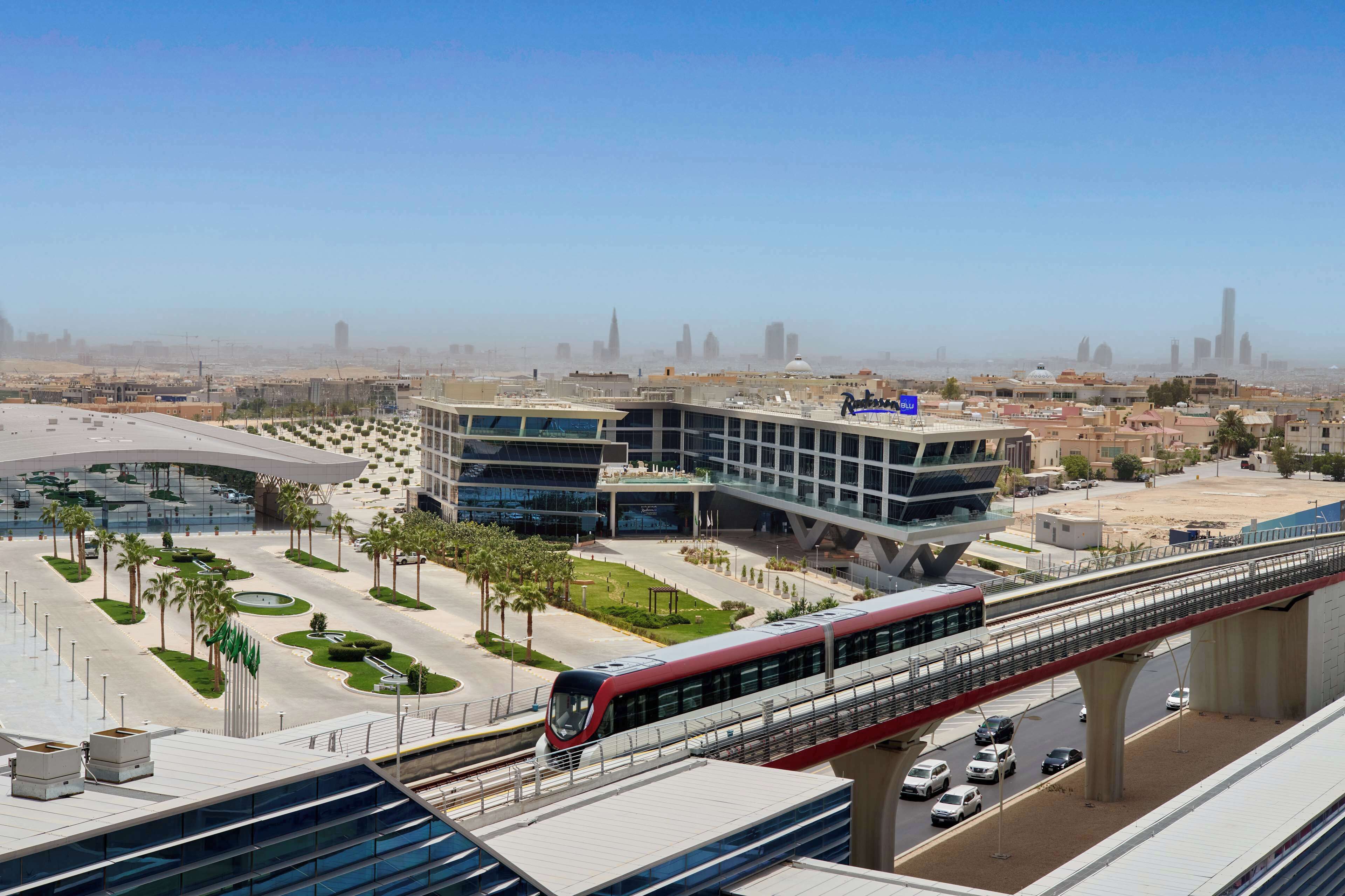 Radisson Blu Hotel Riyadh Convention And Exhibition Center 5*