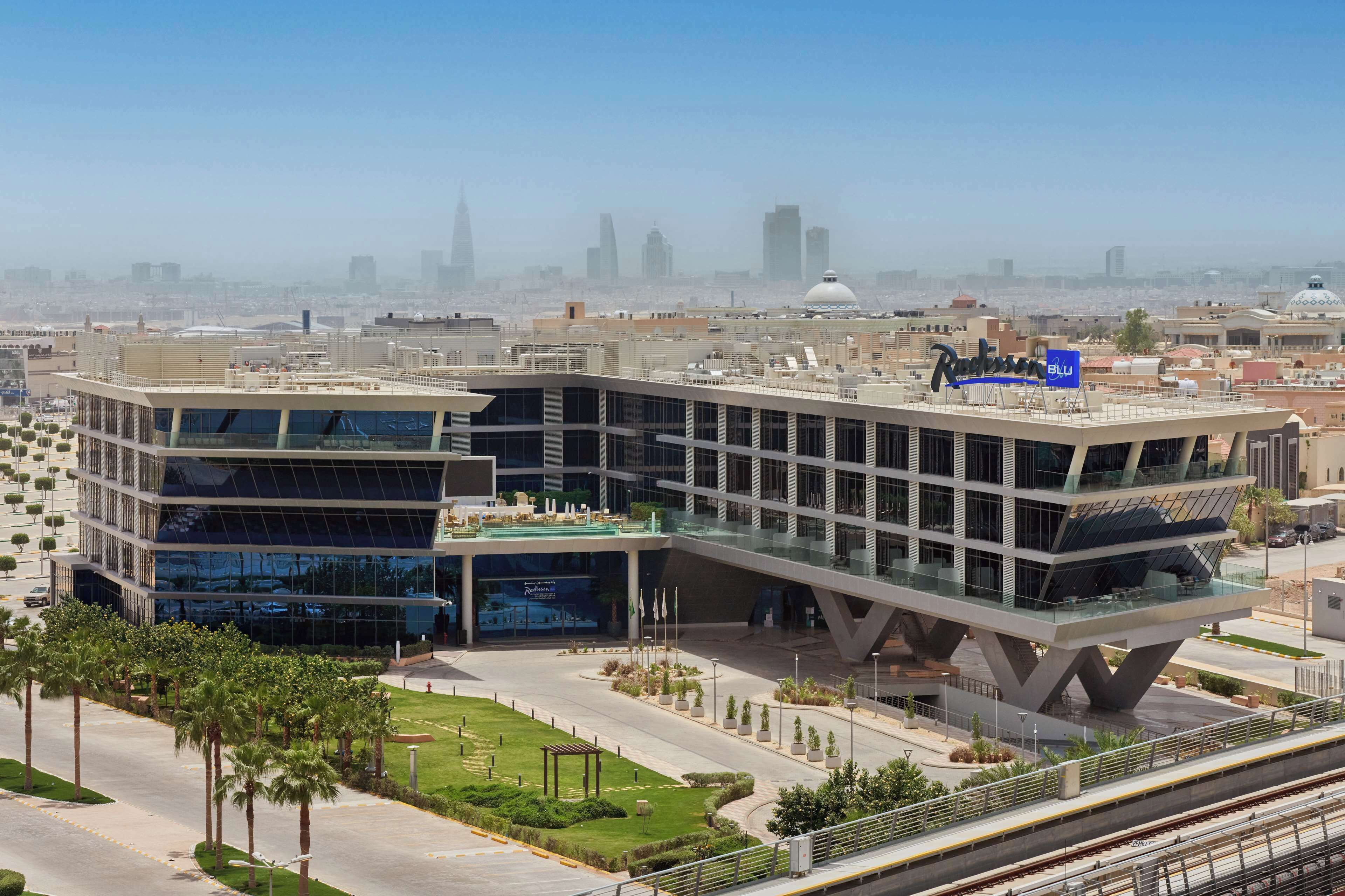 Radisson Blu Hotel Riyadh Convention And Exhibition Center 5*