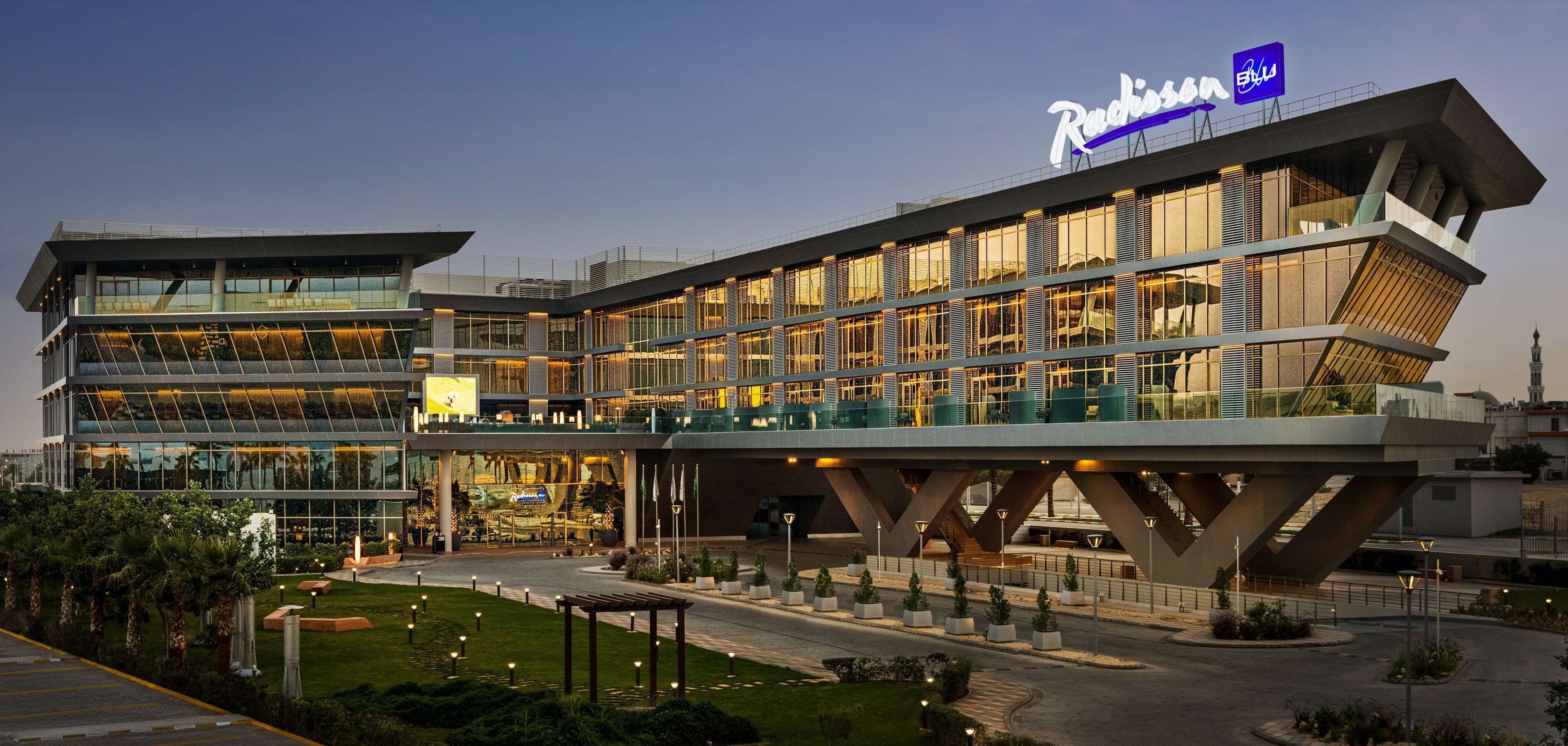 Radisson Blu Hotel Riyadh Convention And Exhibition Center 5*