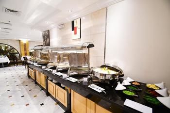 GOLDEN TULIP AL SHAKREEN 3*