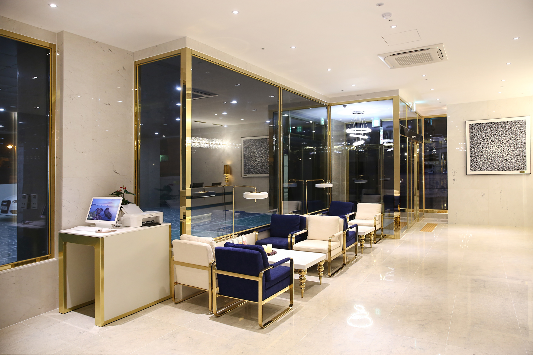 Baymond Hotel 3*