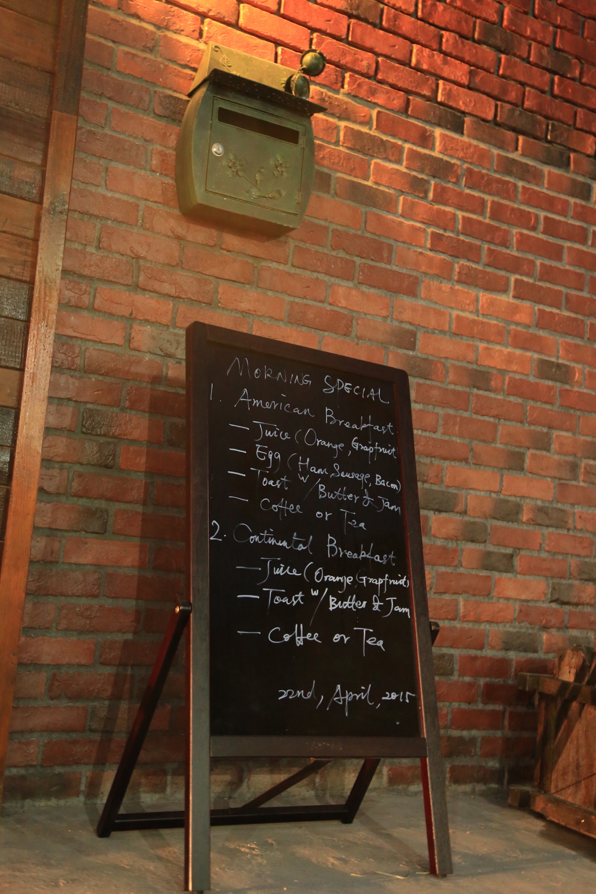 Hotel California 2*