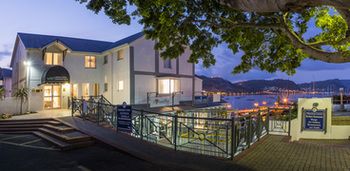 Simon's Town Quayside Hotel 3*