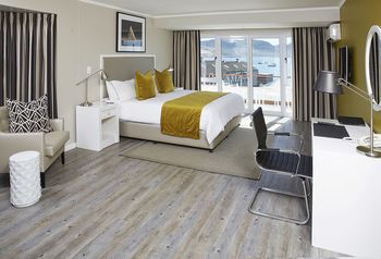 Simon's Town Quayside Hotel 3*