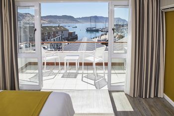 Simon's Town Quayside Hotel 3*