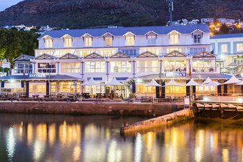 Simon's Town Quayside Hotel 3*