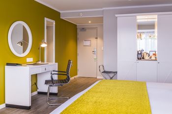 Simon's Town Quayside Hotel 3*