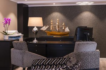 Simon's Town Quayside Hotel 3*