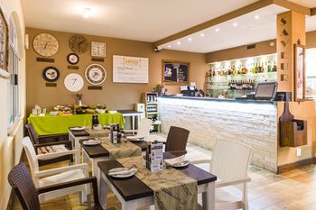 Simon's Town Quayside Hotel 3*