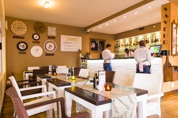 Simon's Town Quayside Hotel 3*