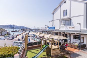 Simon's Town Quayside Hotel 3*
