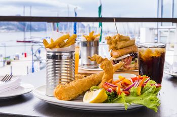 Simon's Town Quayside Hotel 3*