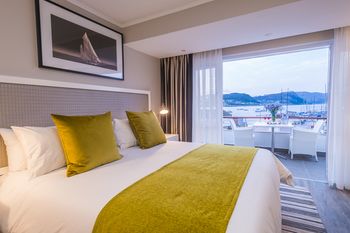 Simon's Town Quayside Hotel 3*