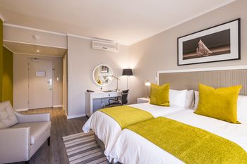 Simon's Town Quayside Hotel 3*