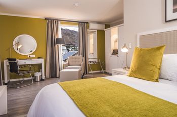 Simon's Town Quayside Hotel 3*