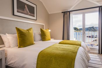 Simon's Town Quayside Hotel 3*