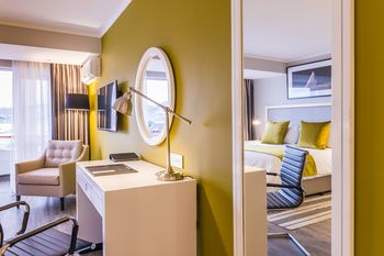 Simon's Town Quayside Hotel 3*