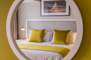 Simon's Town Quayside Hotel 3*