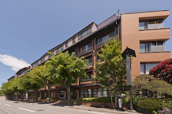 Mt. Fuji View Onsen Ooike Hotel 3*