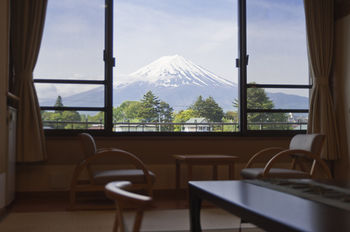 Mt. Fuji View Onsen Ooike Hotel 3*