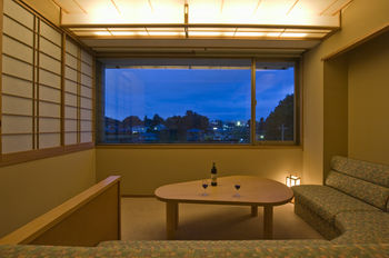 Mt. Fuji View Onsen Ooike Hotel 3*