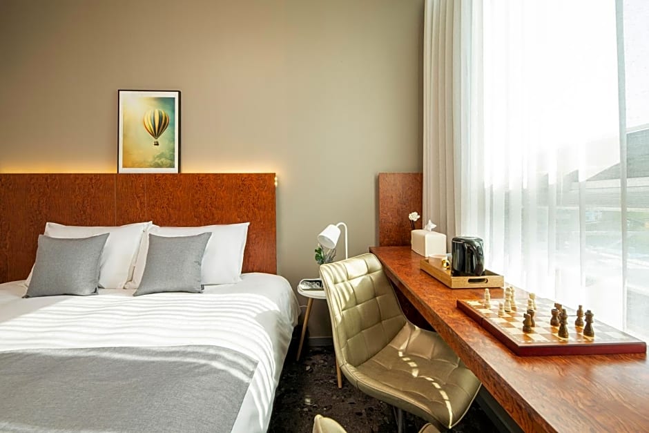 HOTEL DM 2*