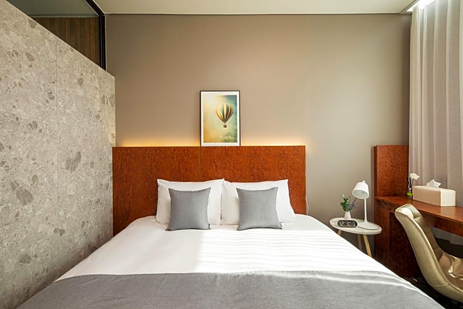 HOTEL DM 2*