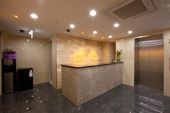 Hotel Daewoo Inn 3*