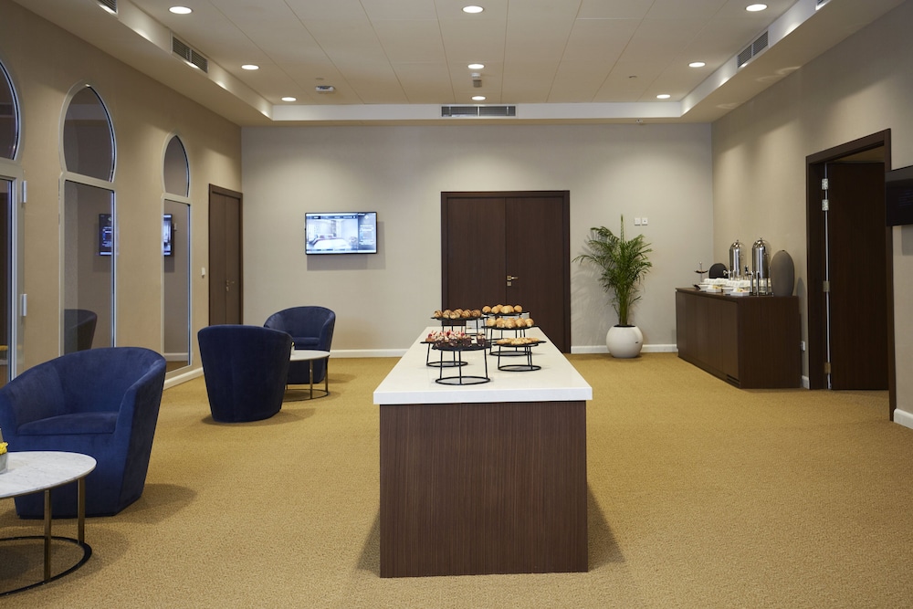 Tilal Riyadh 4*