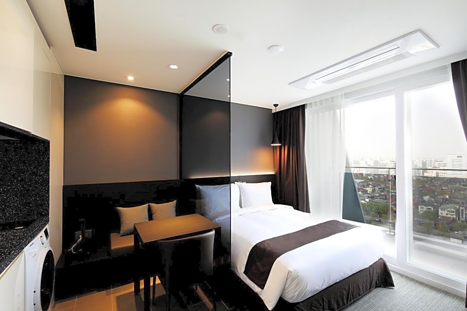 Gloucester Hotel Kintex 3*