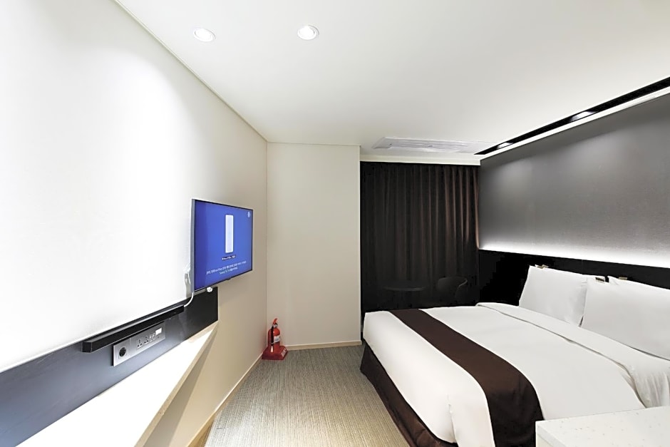 Gloucester Hotel Kintex 3*