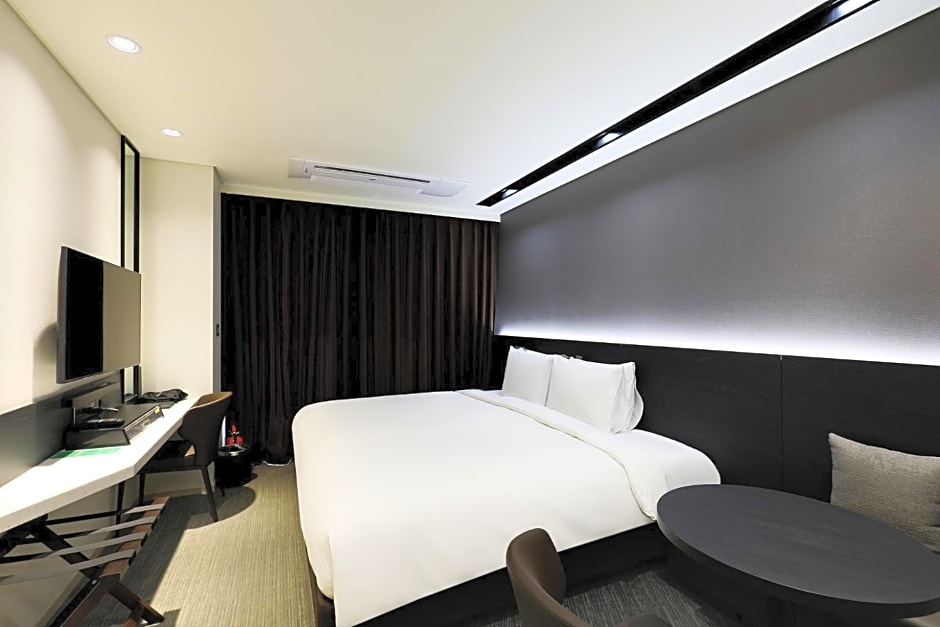 Gloucester Hotel Kintex 3*